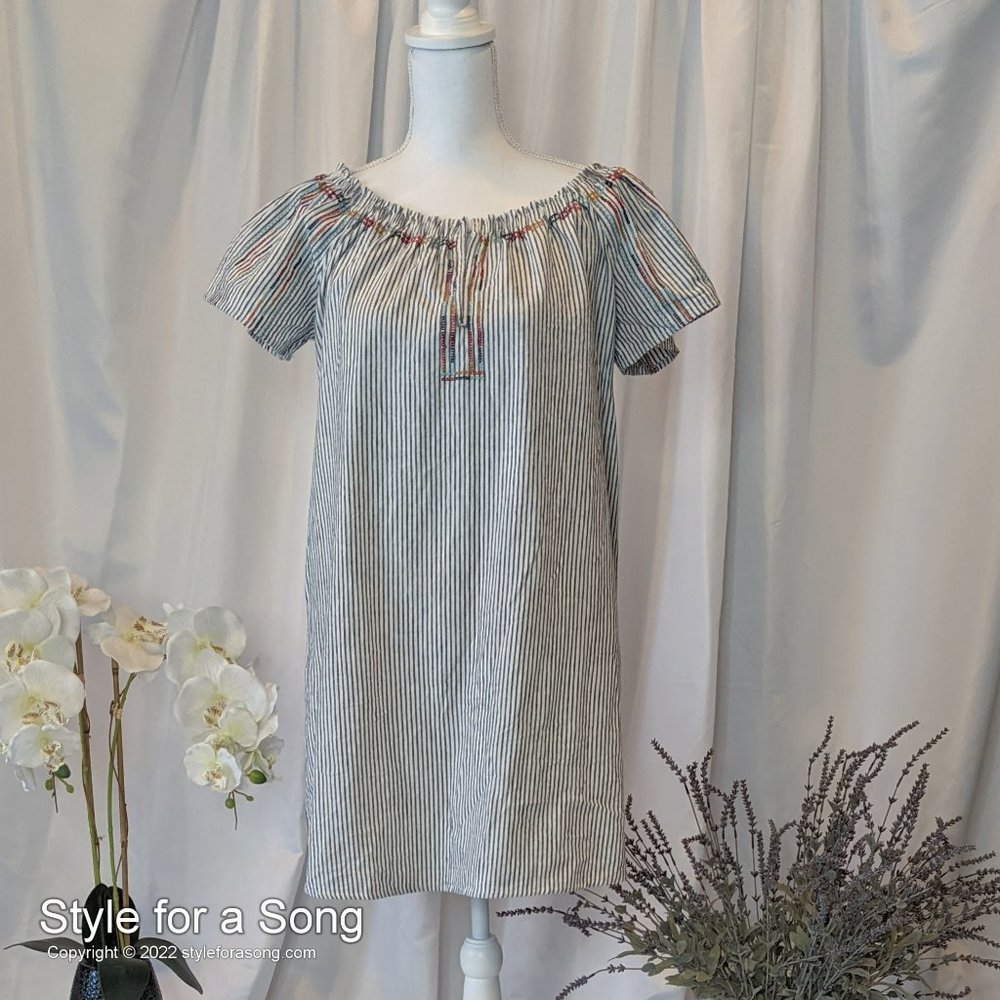 Knox Rose Blue Seersucker Colorful Embroidered Linen Summer Dress